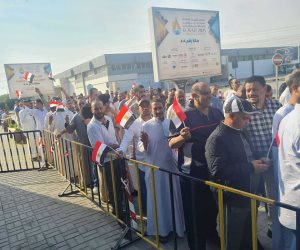 إقبال كبير من المصريين بالكويت للتصويت في انتخابات النواب (صور)