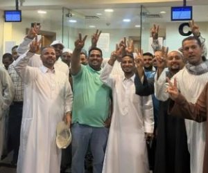 إقبال من المصريين بقطر على التصويت بانتخابات مجلس النواب (صور)