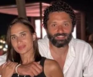 كريم محمود عبد العزيز وزوجته فى طريقهما للانفصال والمحاميان يتدخلان