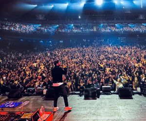 تامر حسني يشعل باريس في حفل جماهيري ضخم بمسرح “دوم دو”.. آلاف الحضور يهتفون لنجم مصر والعرب ويغلقون شوارع العاصمة الفرنسية