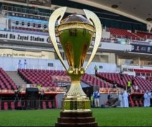 ملعب محمد بن زايد يتزين بكأس وميداليات وجوائز كأس السوبر المصري.. صور