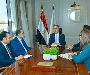 وزير التموين يجري سلسلة من الاجتماعات لضمان توافر السلع وتعزيز الرقابة على الأسواق