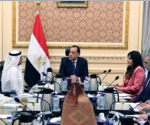 رئيس الوزراء يتابع مستجدات الموقف التنفيذي لمشروع رأس الحكمة