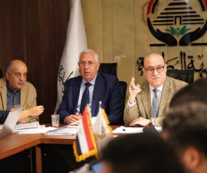 عاصم الجزار يتفقد غرفة عمليات حزب الجبهة الوطنية ويتابع سير العملية الانتخابية..ويؤكد: نثق في وعي الشعب المصري 