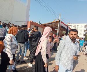  محافظ الوادي الجديد: متابعة سير العملية الانتخابية على مدار الساعة بعد فتح اللجان