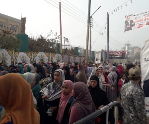 إقبال كبير من السيدات علي لجان الاقتراع برأس غارب بمحافظة البحر الاحمر