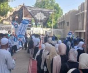 توافد كبير من الناخبين على لجان قرى الزناقطة والعديسات بحرى والكرنك