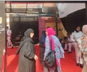 إقبال كثيف للناخبين على لجان الهرم للإدلاء بأصواتهم فى انتخابات النواب