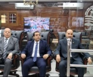 نائب محافظ قنا يتابع سير العمل بلجان انتخابات مجلس النواب 2025 من مركز سيطرة الشبكة الوطنية