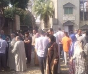 ازدحام كبير أمام لجان الانتخابات في الحوامدية.. صور