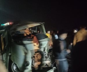 مصرع شخصين وإصابة 9 فى تصادم سيارتين ميكروباص بكفر الشيخ.. صور