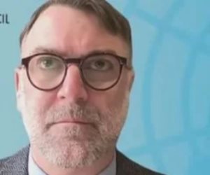 برنارد دوهايم: خطة ترامب لوقف إطلاق النار في غزة تفتقر للعدالة