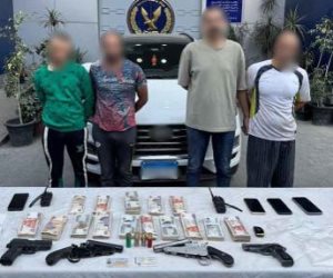 ضبط 4 أشخاص بالقاهرة لقيامهم بإستدراج آخر وسرقته بالإكراه
