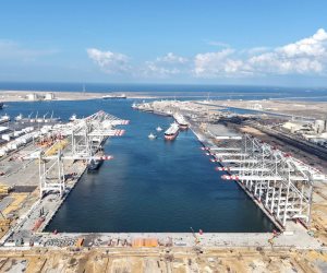 أحدث تصوير جوى يكشف تقدم أعمال محطة "تحيا مصر 1" للحاويات بميناء دمياط.. صور