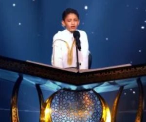 وزير الأوقاف يعلن رعاية الطفل عمر على المتسابق فى برنامج دولة التلاوة