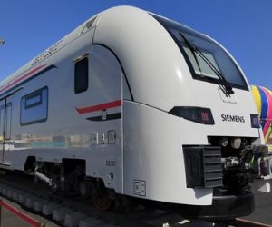 التشغيل التجريبي للخط الأول للقطار الكهربائي السريع.. والإعلان عن أول أتوبيس برمائي يتم الاتفاق على تصنيعه محليا