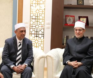 مفتي الجمهورية يستقبل وفدا رفيع المستوى من المسؤولين الدينيين بولاية بهانج الماليزية