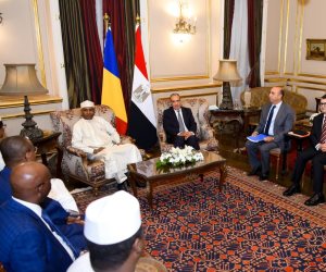 وزير الخارجية والهجرة يستقبل نظيره التشادي لبحث سبل تعزيز العلاقات الثنائية