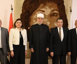 رئيس جامعة مصر للعلوم والتكنولوجيا تستقبل مفتي الجمهورية خلال مشاركته في ندوة «عودة الوعي الإسلامي الصحيح لدى شباب الجامعات»