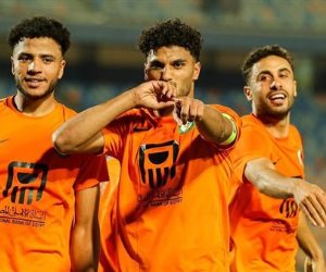 الأهلي يفتح باب المفاوضات لضم أسامة فيصل وأشرف داري يقترب من الرحيل