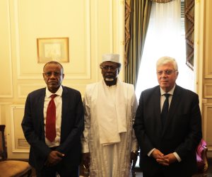 وزير التعليم العالي يبحث مع نظيره التشادي سبل تعزيز التعاون بين البلدين