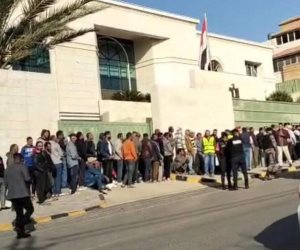 توافد المصريين في الأردن للإدلاء بأصواتهم في المرحلة الثانية من انتخابات مجلس النواب 2025