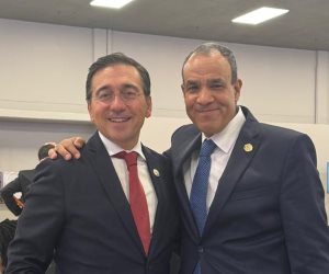 وزير الخارجية يلتقى مع نظيره الاسبانى على هامش أعمال قمة مجموعة العشرين