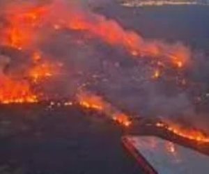 حريق هائل فى مدينة حيفا وفرق الإطفاء الإسرائيلية تحاول السيطرة.. فيديو