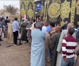 توافد الناخبين على لجان التصويت بمركز قلين بكفر الشيخ