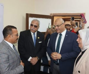 محافظ القليوبية يتفقد عدد من اللجان ويطلع تقارير تفصيلية على سير العملية الانتخابية