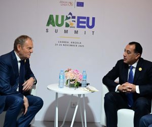 رئيس الوزراء يلتقي نظيره البولندي ويؤكد حرصه على تعزيز العلاقات الثنائية بين البلدين