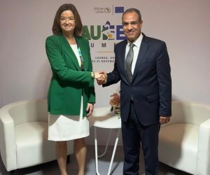 وزير الخارجية يلتقي وزيرة خارجية سلوفينيا 