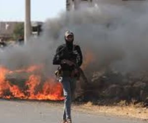 تصعيد ميداني في جنين .. اشتباكات عنيفة واقتحامات واسعة من الاحتلال وتحويل منازل إلى ثكنات عسكرية