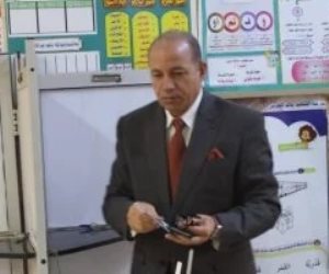 رئيس جامعة المنصورة يدلى بصوته فى انتخابات مجلس النواب 2025