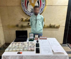 ضبط شخصًا يستغل مستندات مزورة للنصب والاحتيال على المواطنين بالقاهرة والإسكندرية