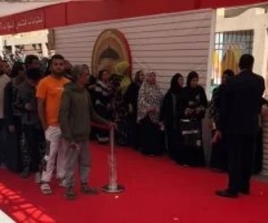 إقبال كثيف من الشباب للتصويت في ثاني أيام انتخابات النواب بالأسمرات.. صور