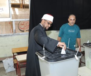 أمين (البحوث الإسلاميَّة) يُدلي بصوته في انتخابات مجلس النوَّاب 2025م