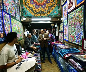 رئيس الوزراء يتجول بمنطقة الخيامية.. ويؤكد: معرض للحرف التراثية بحديقة الفسطاط