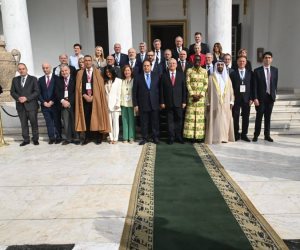 أبو العينين: السلام العادل ضرورة لاستقرار المنطقة