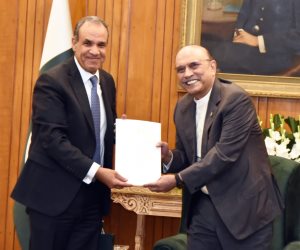 وزير الخارجية يسلم رسالة خطية من الرئيس السيسى إلى الرئيس الباكستاني