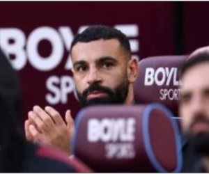 محمد صلاح على دكة البدلاء مباراة كاملة لأول مرة منذ 1988 يومًا