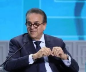 وزير الصحة يرفض فرض رسوم كشف على مرضى نفقة الدولة والتأمين بأحد المستشفيات