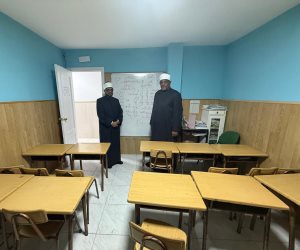 أمينا (كبار العلماء) و(البحوث الإسلاميَّة) يلتقيان أبناء الجاليات المصريَّة والعربيَّة في إسبانيا 