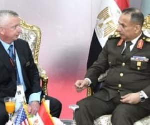 لقاءات ثنائية لقادة الأفرع الرئيسية للقوات المسلحة بمعرض "إيديكس 2025 "