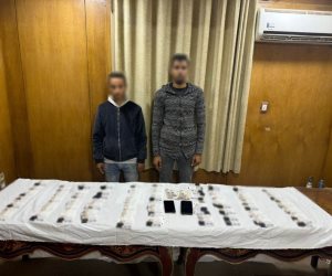 ضبط شخصين وبحوزتهما كروت دعائية وأموال لتوزيعها على الناخبين بسوهاج