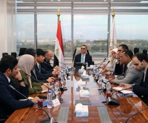 وزير الاستثمار يلتقى رئيس مجلس ادارة شركة إل جي مصر لاستعراض خطط الشركة التوسعية 