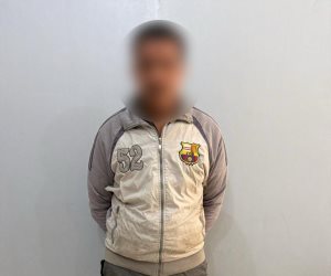 ضبط شخص بمحيط لجنة انتخابية فى طهطا بحوزته مبالغ مالية لتوزيعها على الناخبين