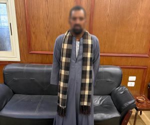 أمن سوهاج يضبط شخص بمحيط دائرة الكوثر الانتخابية بحوزته عدد من بطاقات الرقم القومى الخاصة بناخبين