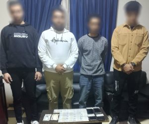 القبض على 4 بمحيط دائرة انتخابية فى ساقلته بسوهاج بحوزتهم بطاقات ناخبين ومبالغ مالية