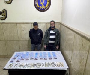 أمن أسيوط يضبط شخصان يوزعان دعاية لمرشح بمحيط الدائرة الانتخابية فى ساحل سليم 